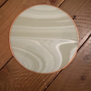 STAINED GLASS PIECE - LIGHT GREEN / CREAM